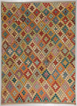 A kelim rug, ca 290 x 212 cm.