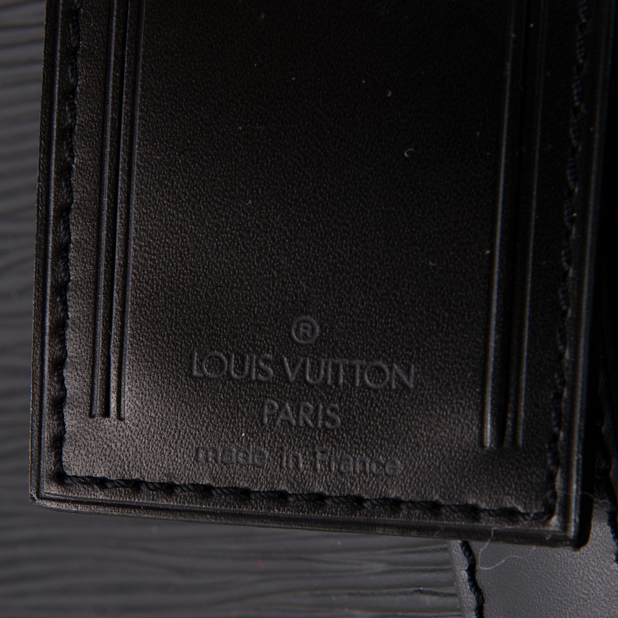 LOUIS VUITTON BLACK EPI LEATHER KEEPALL 55 TRAVEL BAG.