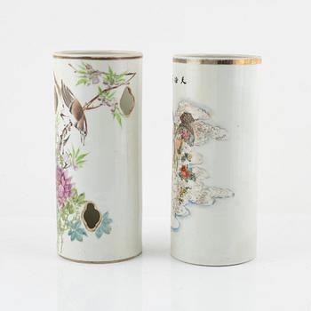 A porcelain brush pot and a porcelain hat stand, China, 20th century.