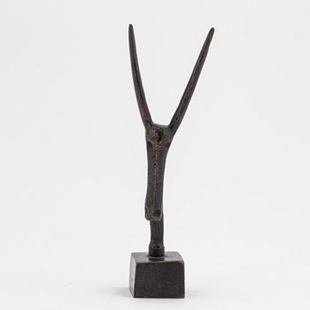 KG Bejemark, sculpture, bronze, signed 12/25.