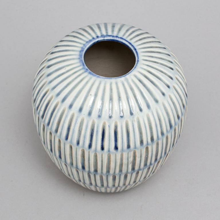 GERTRUD LÖNEGREN, a 1930's/-40's stoneware vas for Röstrand.