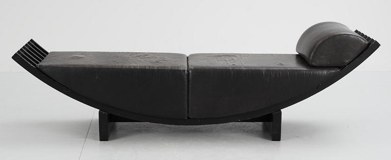 A Jonas Bohlin daybed 'Concav' in black lacquered beech and black leather by Källemo, Sweden 1985.