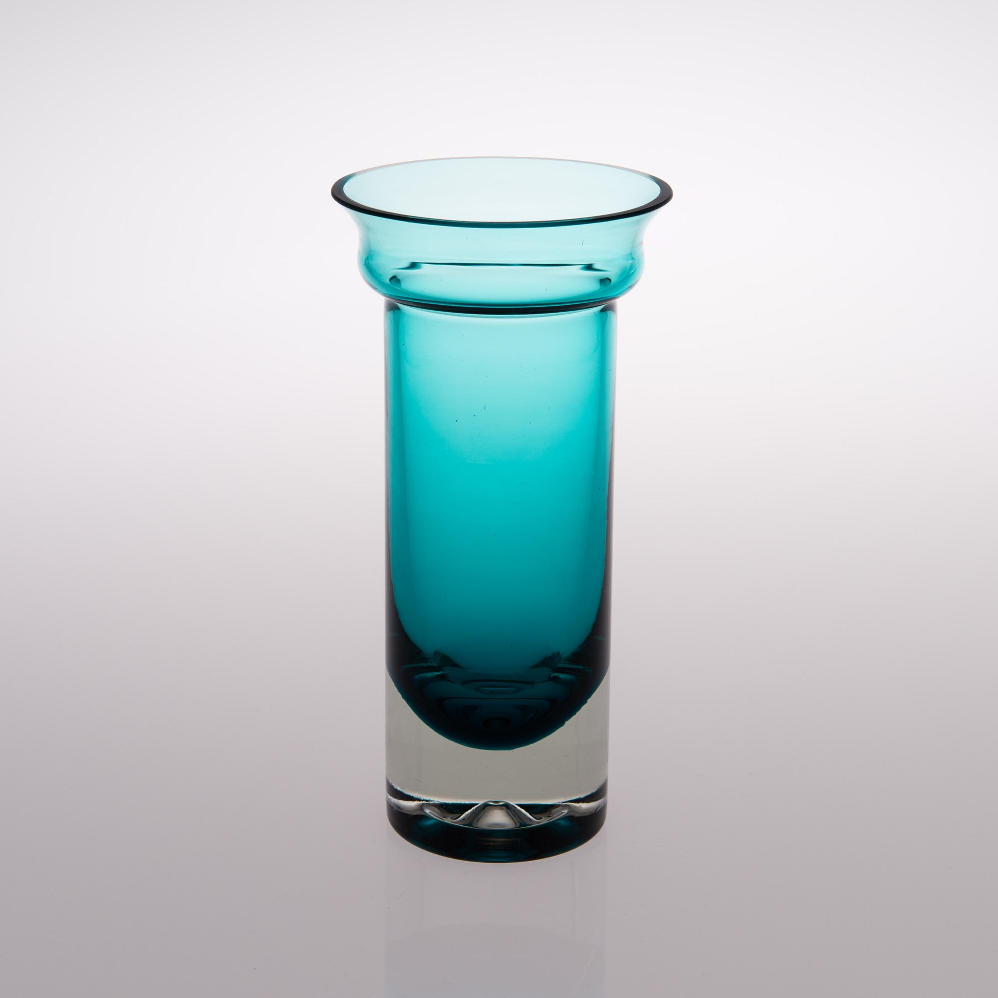 NANNY STILL, VAS. "Rondo" 1344, signerad Riihimäen Lasi oy Nanny Still. 1960-tal.