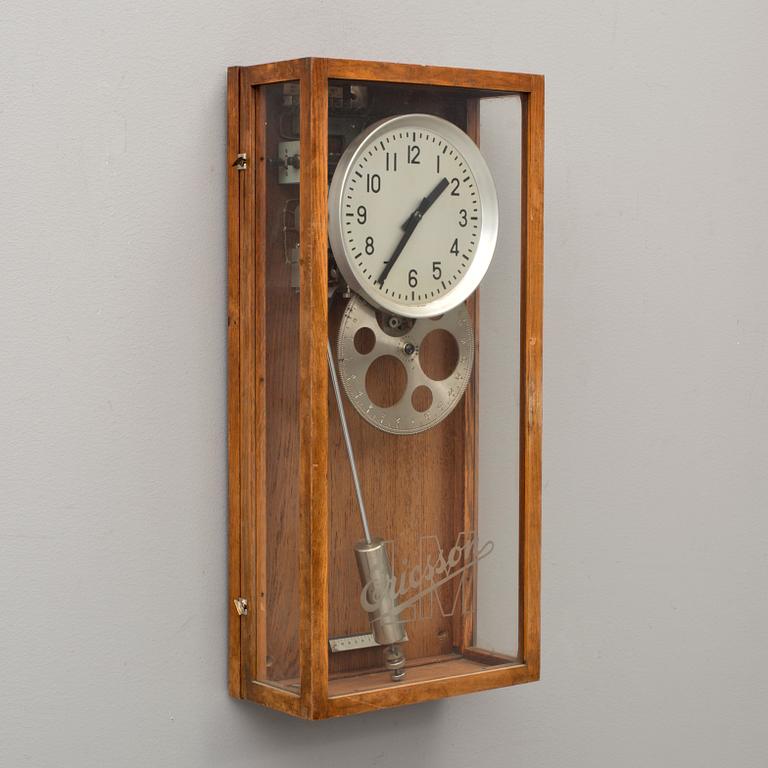 VÄGGPENDYL, LM Ericsson, omkring 1900-talets mitt.