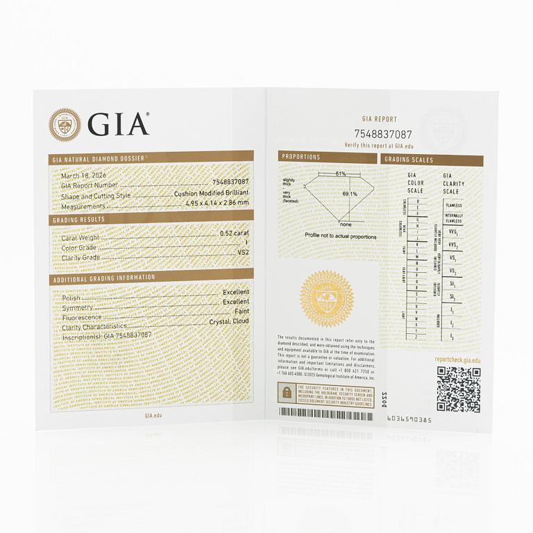 Örhängen, ett par,  18K vitguld med cushionslipade diamanter totalt 1.03 ct, medföljande GIA dossier.