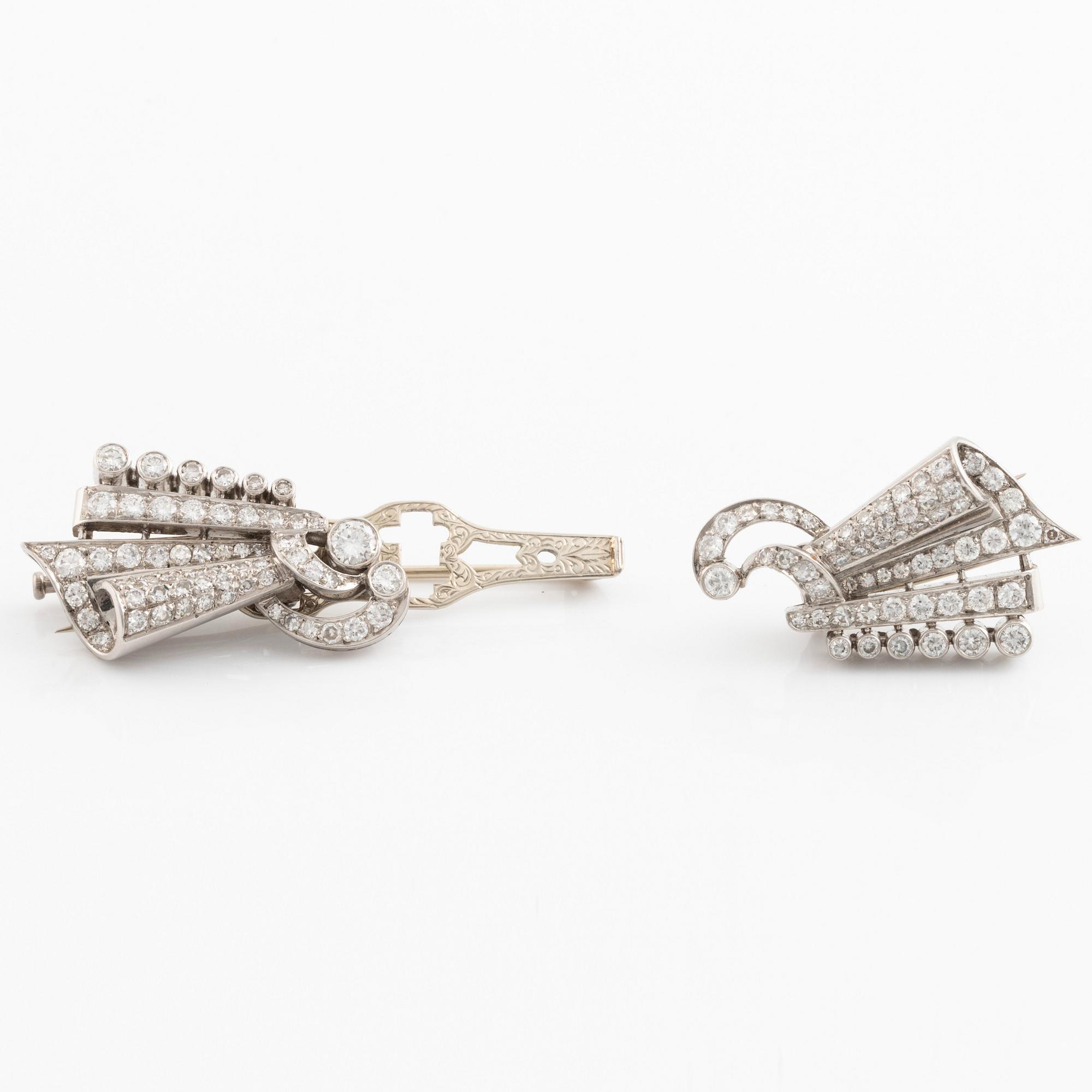 Brosch/dubbelclip 18K vitguld med runda briljant- och åttkantslipade diamanter.