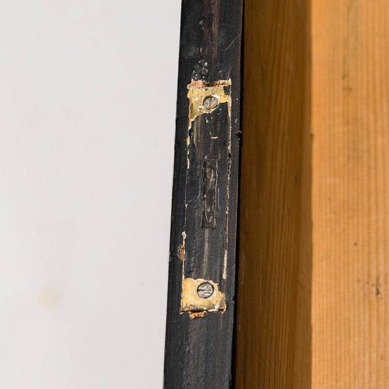 A VITRINE CABINET, ca. 1900.