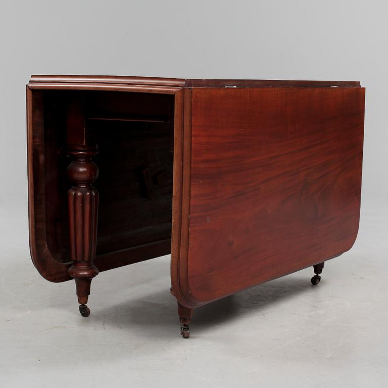 KLAFFBORD, senempire, 1800-talets mitt.