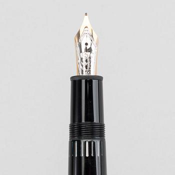 FOUNTAIN PEN, Mont Blanc Meisterstück.