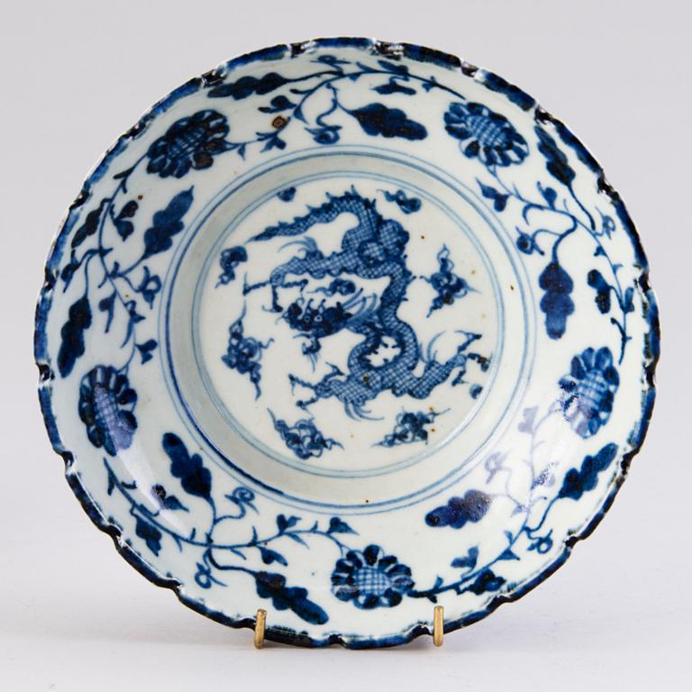 Four pieces of Chinese porcelain, two of which dated to the Ming dynasty (1364-1644).