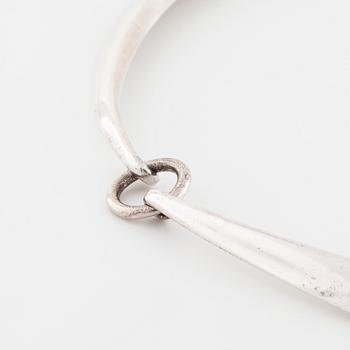 HANS HANSEN, Kolding, Danmark, a necklace.