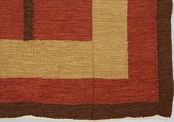 CARPET. Rölakan (flat weave). 273,5 x 172 cm. Sweden around 1950.