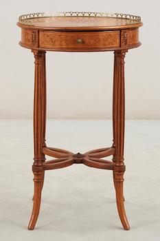 LAMPBORD, gustaviansk stil, omkring 1900-talets mitt.