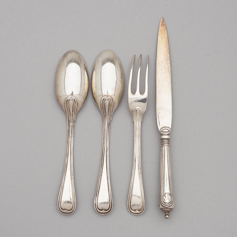 DESSERTBESTICK, 4 delar, rokoko, 1700-talets andra hälft.