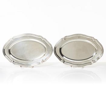 A pair of silver dishes, import mark of CG Hallberg, Stockholm/Malmö 1923.
