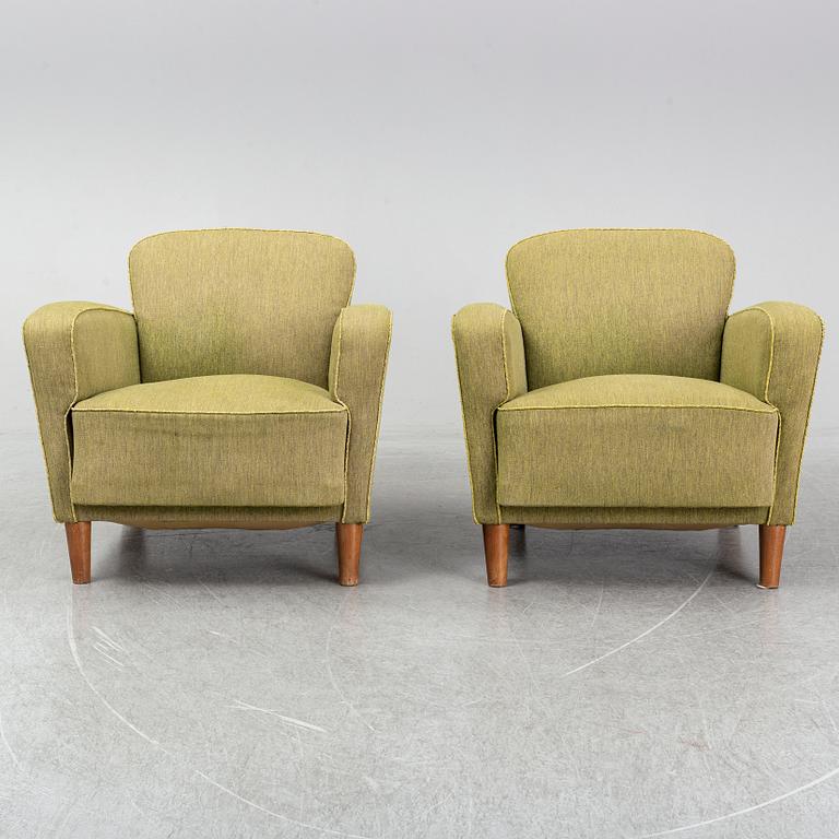 A pair of easy chairs, 1930s/1940s.