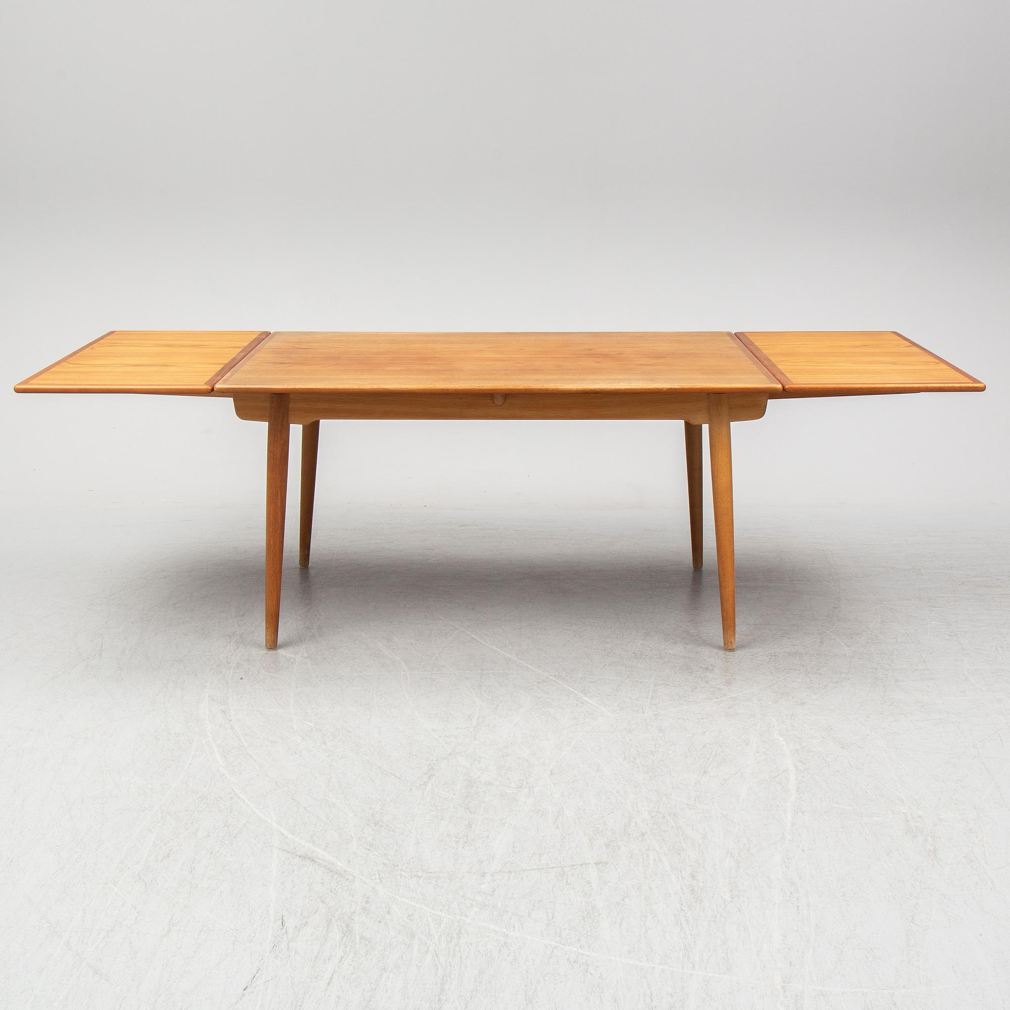 HANS J WEGNER, matbord, för Andreas Tuck. Danmark, 1960-tal.