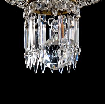 TAKKRONA, oskariansk stil, 1900-talets början. Höjd 101 cm.