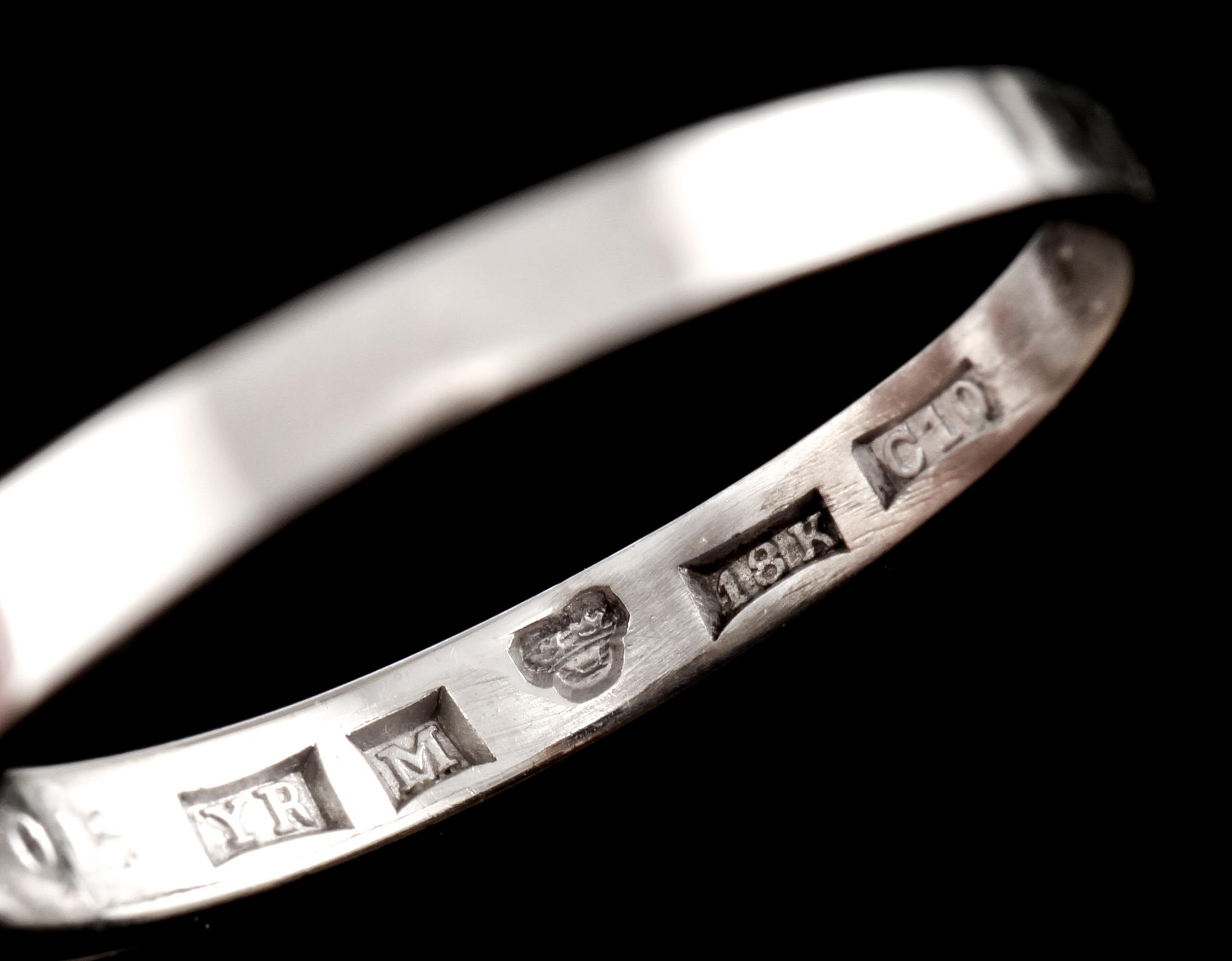 RING, 18k vitguld med briljantslipad diamant 0.18 ct, Yngve Roskvist, Malmö, 1977. Vikt 3 g.