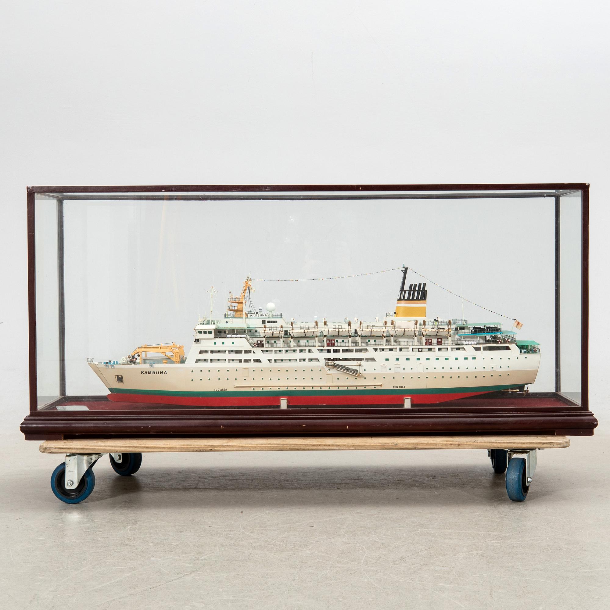 Model boat "MF Kambuna" 1984 Jos L Meyer.