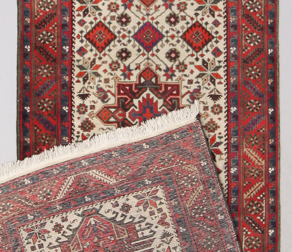 MATTA, orientalisk, galleri. Ca 102 x 460 cm.