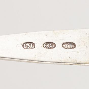 Cutlery set, 34 pieces, silver, 'Old Danish' model, various makers, including Cohr.