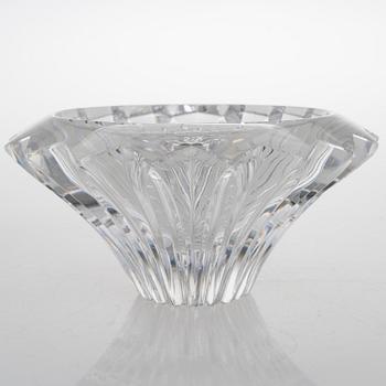 AIMO OKKOLIN, A Glass Bowl, 'Terälehdet' (Petals), signed Aimo Okkolin Riihimäen Lasi Oy.