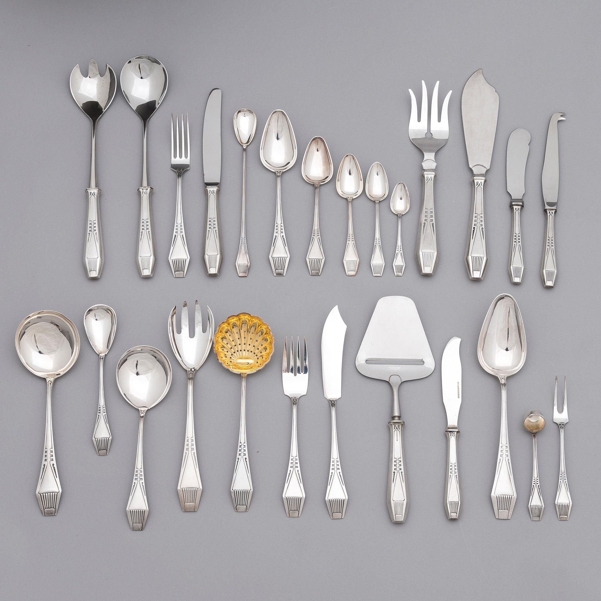 A 131-piece set of 'Suomi' silver cutlery, Suomen Kultaseppä oy/ Kultateollisuus oy, Turku 1927-1991.