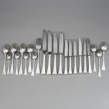 BESTICKSERVIS, 124 delar, silver, bla Österrike-Ungern 1872-1922 och Ungern 1937-1965. Total vikt ca 6841 gram.