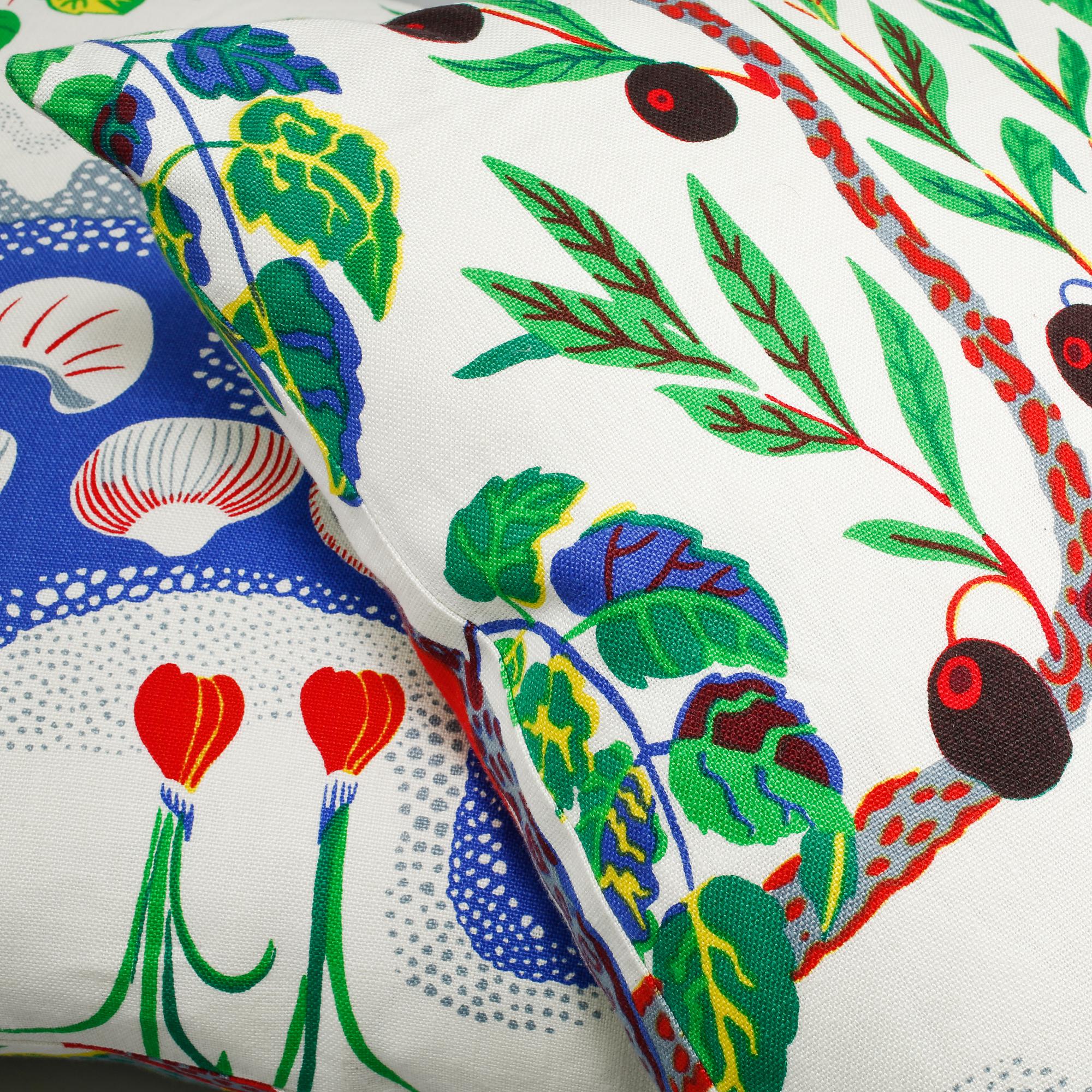 KUDDAR, 2 st, Josef Frank, Firma Svenskt Tenn, omkring år 2000.