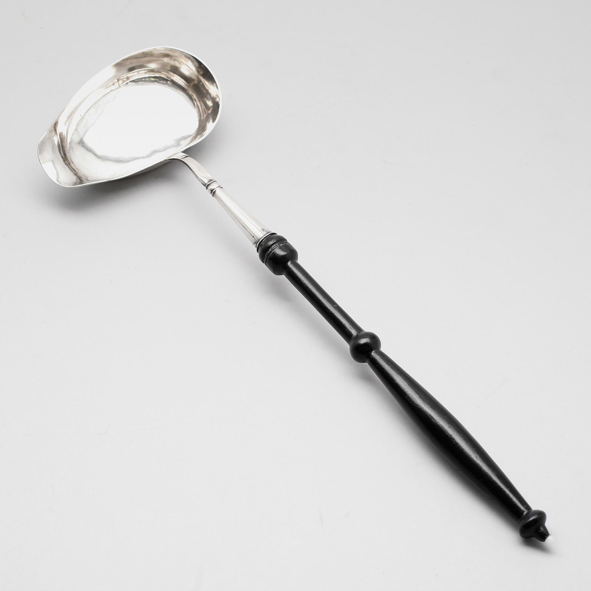 SOPPSLEV, silver, otydliga svenska stämplar 1862.