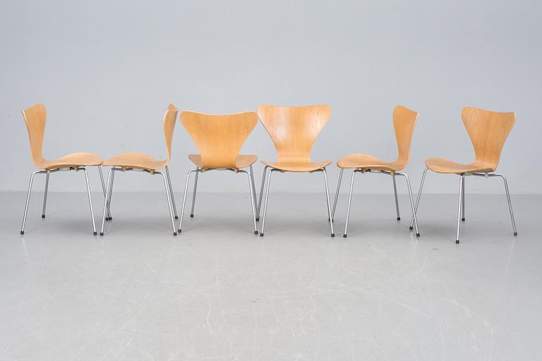 STOLAR, 6 st, "Sjuan", Arne Jacobsen för Fritz Hansen.