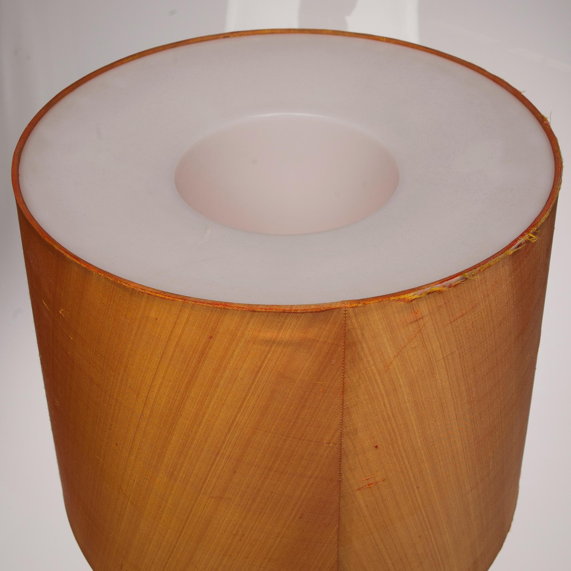 TIMO SARPANEVA, BORDSLAMPA, IITTALA 1969-1970 FÖR LILUX BELYSNING.