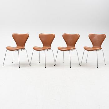 Arne Jacobsen, four 'Seven' chairs, Fritz Hansen, Denmark, 21st century.