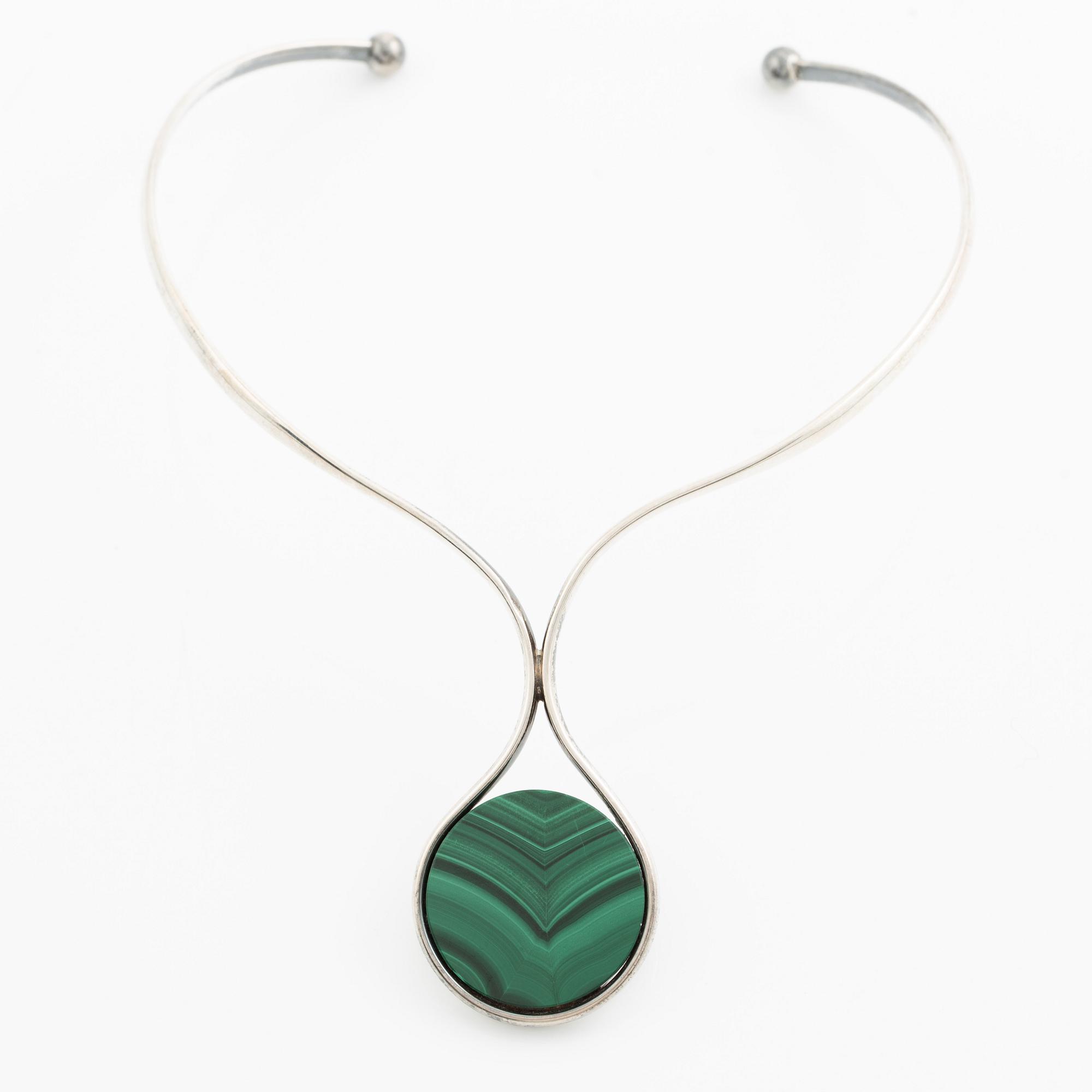 Per Dåvik for Alton, a sterling silver necklace with malachite, Falköping 1975.