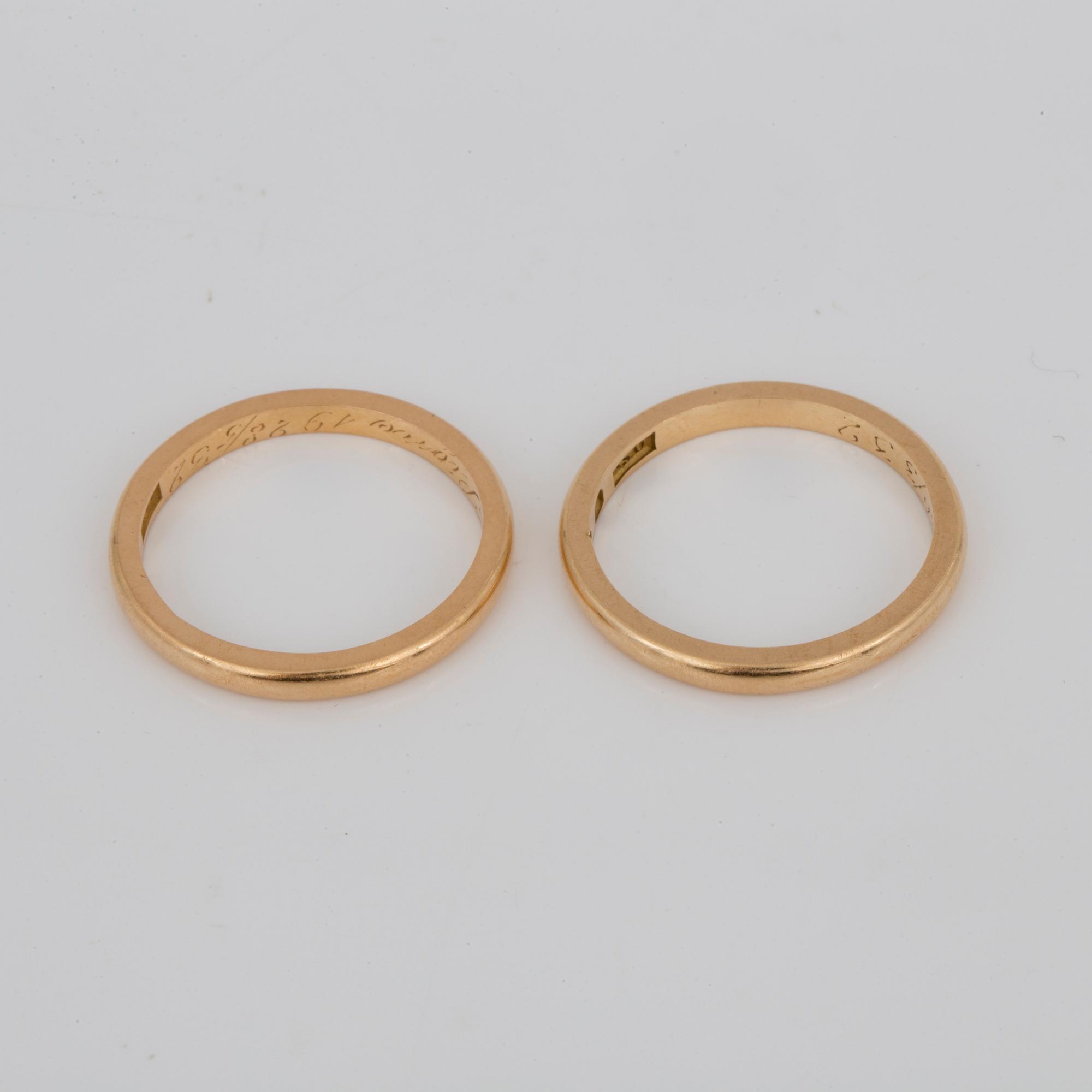 RINGAR, 2 st, Oscar Sjögren, Göteborg, 1932, 18K guld.