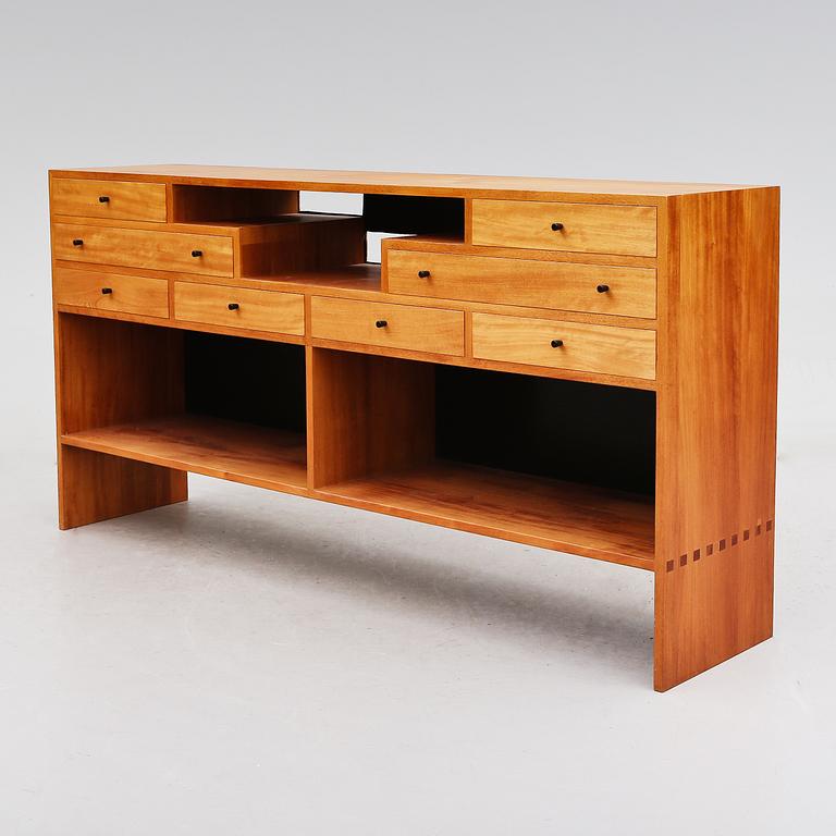 SIDEBOARD, 1900-/2000-tal.