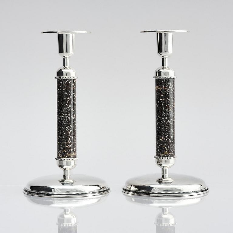 Henrik Ingemansson, a pair of sterling silver and Älvdal porphyry candelsticks, Ingemansson's Smithy, Stockholm, 2002.