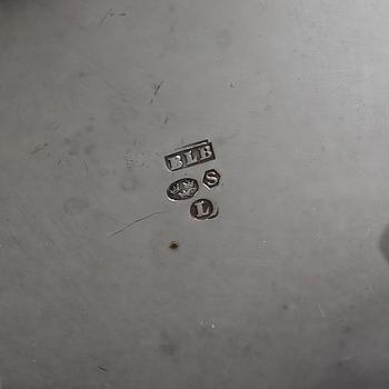 KAFFESERVIS, 3 delar, silver, rokokostil, svenska importstämplar. Total vikt ca 969 gram.