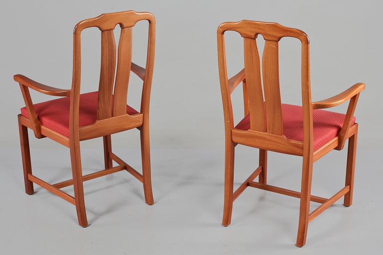 KARMSTOLAR, ett par, "Ambassadör", Carl Malmsten, Rydéns Interiör, tillverkade 1985.