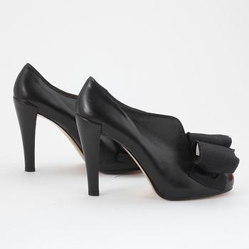 SKOR, Christian LaCroix.
