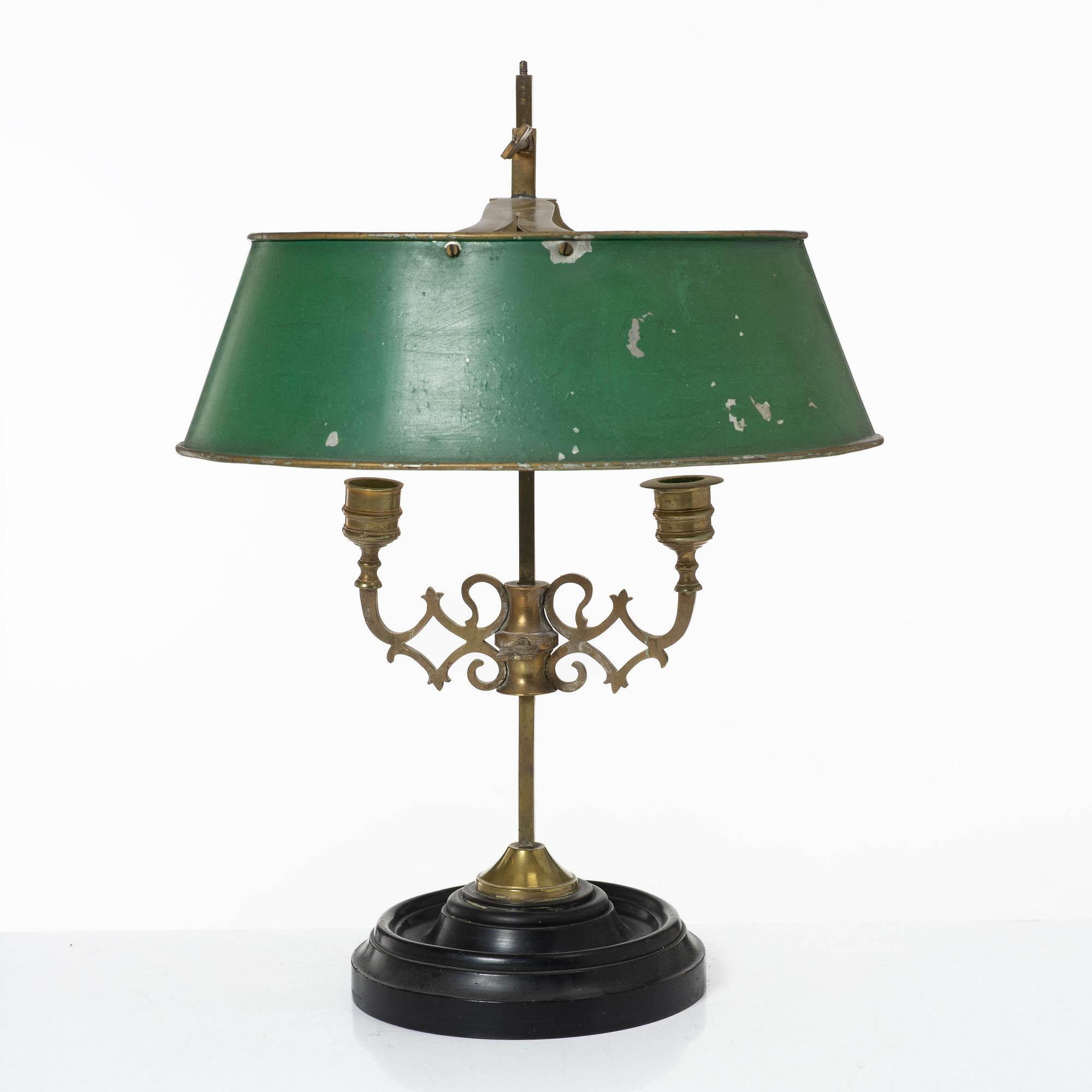 Skrivbordslampa för två ljus, sk bouilottelampa, 1800-talets slut.