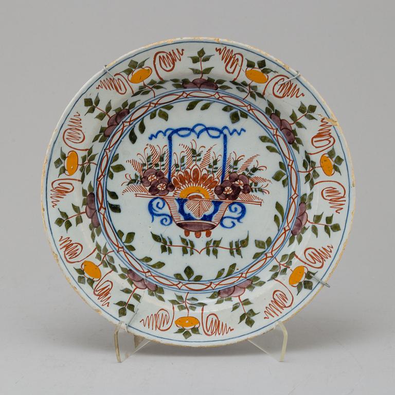 FAT, fajans, troligen Delft, 1700-tal.