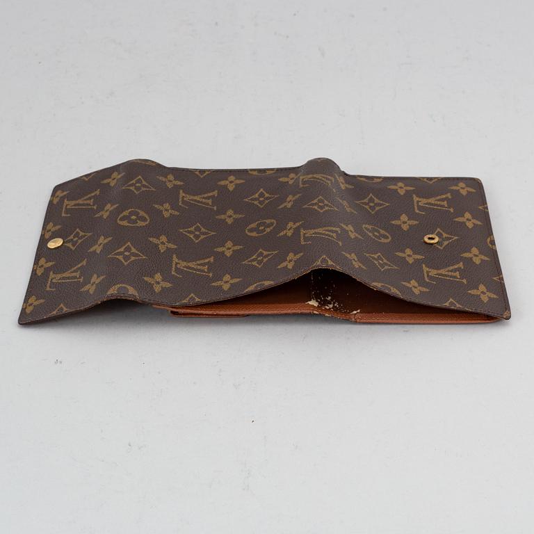 LOUIS VUITTON, a monogram canvas wallet.