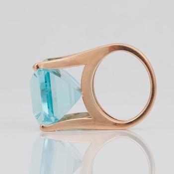 A circa 30.00 cts aquamarine ring.