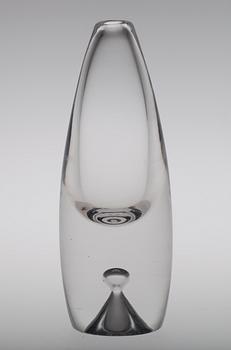 Tapio Wirkkala, A GLASS SCULPTURE.