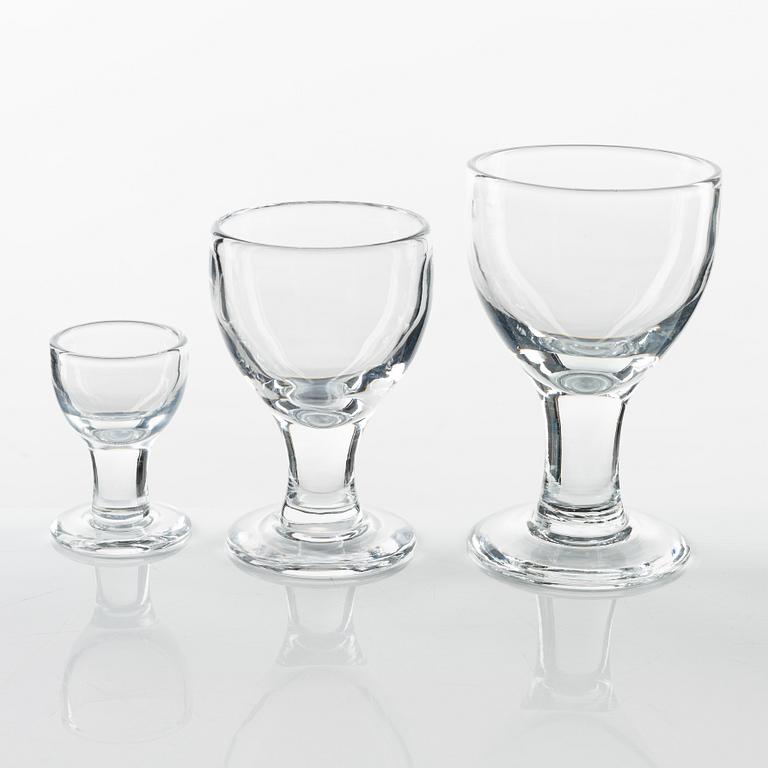 Signe Persson-Melin, an 18-piece 'Ruben' glass service, Boda.