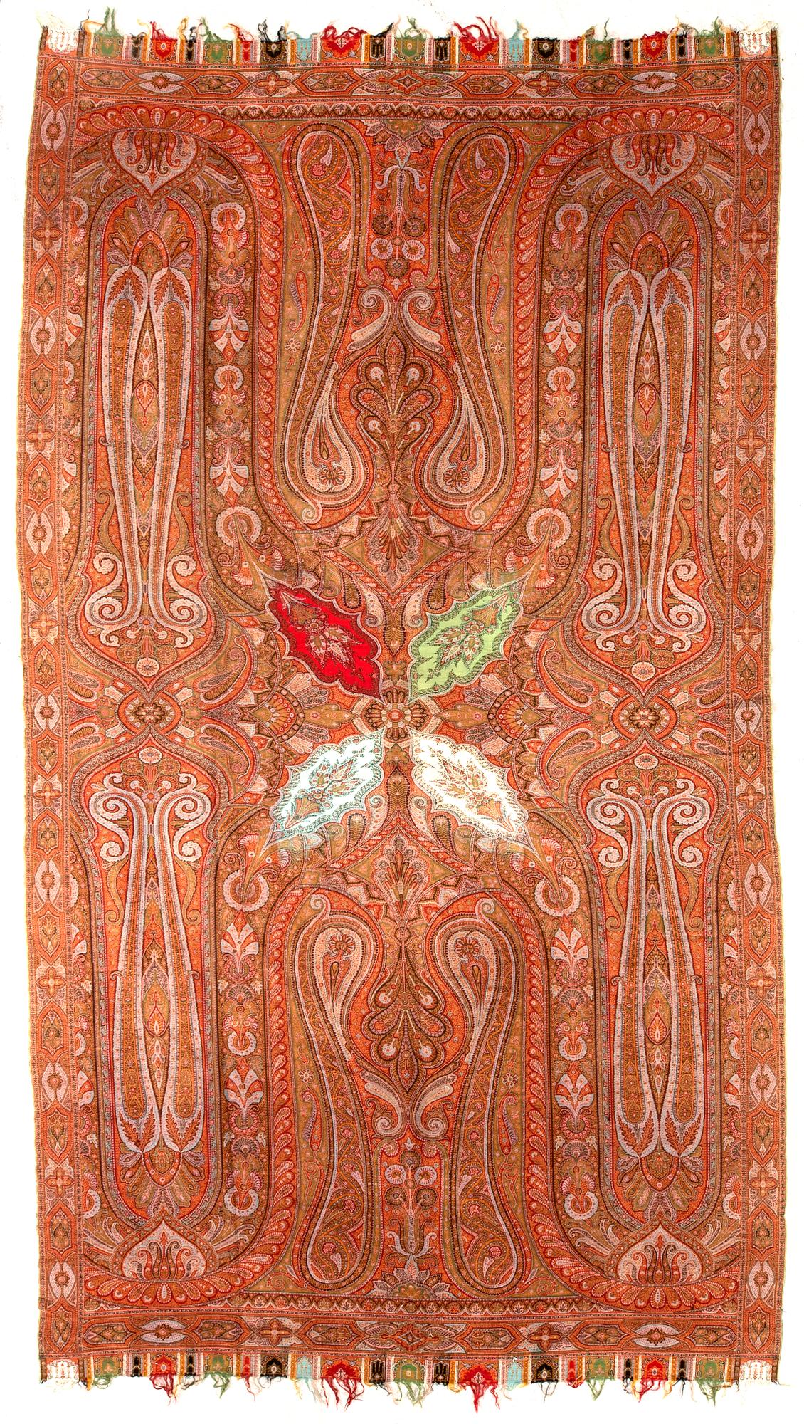 An early 1900s paisley shawl approx 290x160 cm.