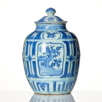 A massive blue and white jar with cover, Ming dynasty, Wanli (1572-1620).