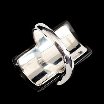 RING, sterlingsilver, svart sten, Amy Vermont.